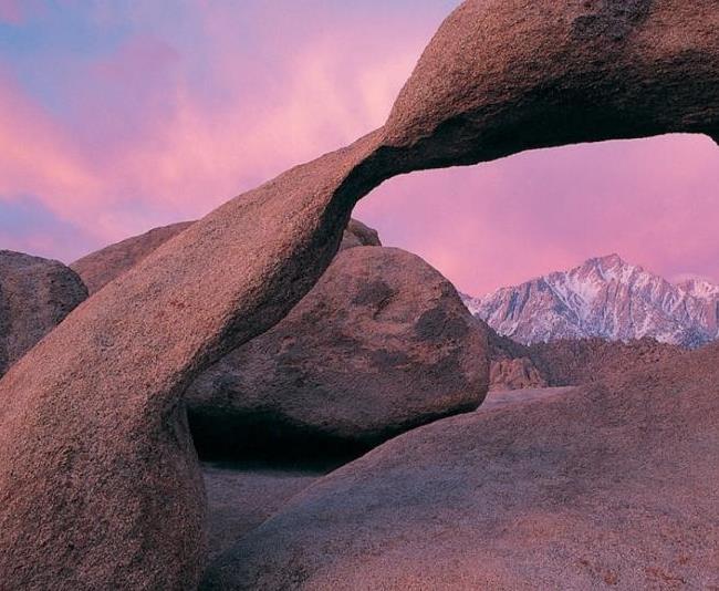 負離子應用的領域有負離子治療儀、負離子空調、負離子療養院等。 負離子應用的領域有負離子治療儀、負離子空調、負離子療養院等。